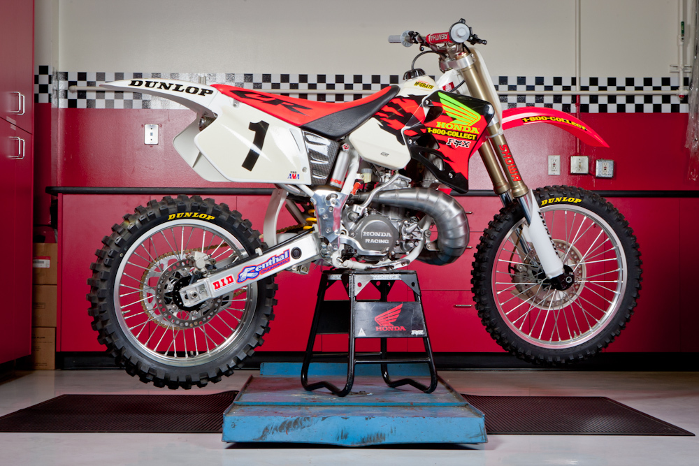 1996 CR125 CR250 McGRATH TEAM HONDA 100 GRAPHICS KIT THROTTLE JOCKEY