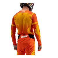 Leatt 2025 5.5 UltraWeld Jersey - Flame (2XL/US46/EU56)2XL